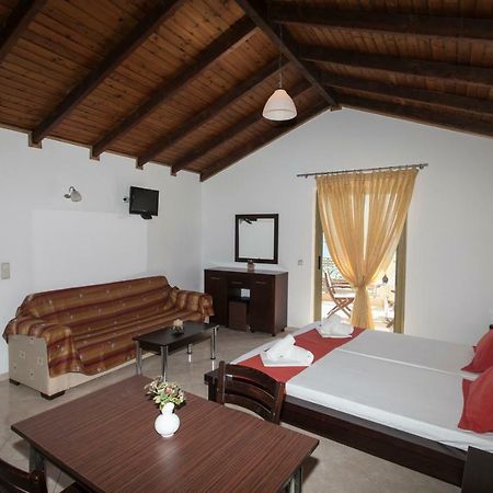 Siarbas Hotel Paralia Vrachou Ngoại thất bức ảnh
