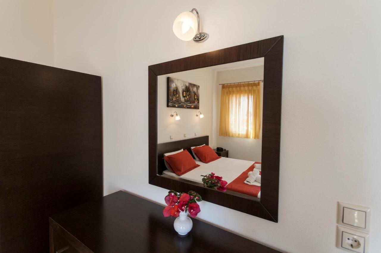 Siarbas Hotel Paralia Vrachou Ngoại thất bức ảnh
